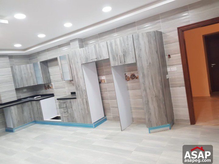 Town House for Rent in Les Rois Compound Town House for Rent in Les Rois Compound