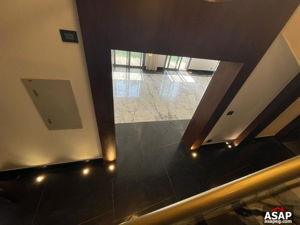 Ultra Modern Duplex for Rent in Eastown