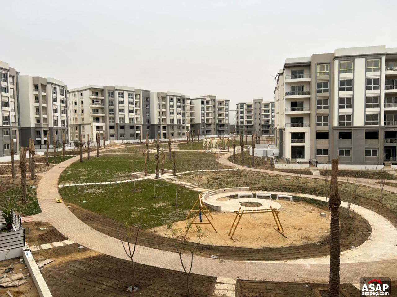 Apartment for Sale in Hyde Park Compound Apartment for Sale in Hyde Park Compound