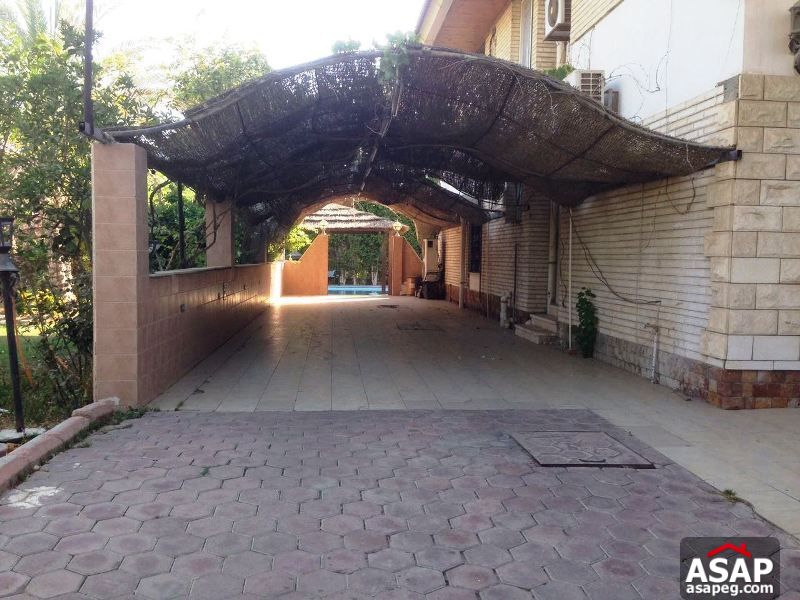 Villa for Rent in Sheikh Zayed Villa for Rent in Sheikh Zayed