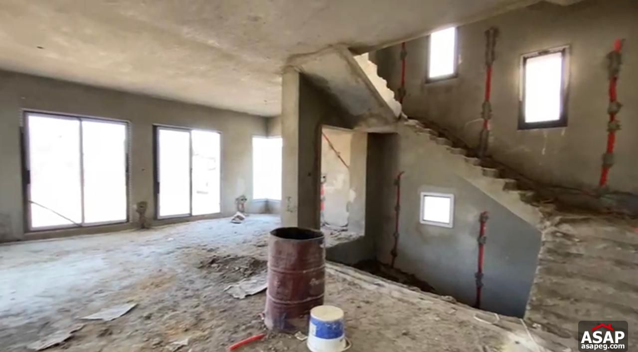 Villa for Sale in Villette