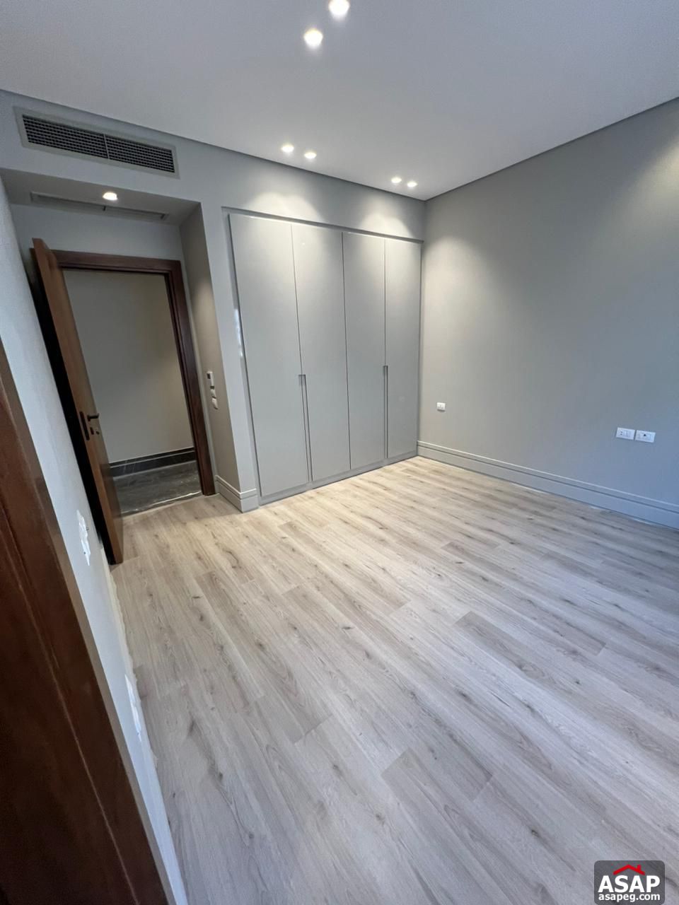 Penthouse for Rent in Lake View Residence Penthouse for Rent in Lake View Residence