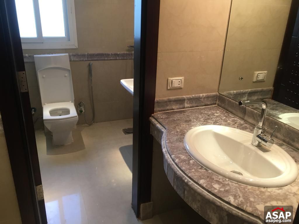 Villa for Rent in New Cairo compounds - Swan Lake