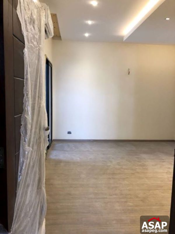 Apartment for Sale in WaterWay Apartment for Sale in WaterWay