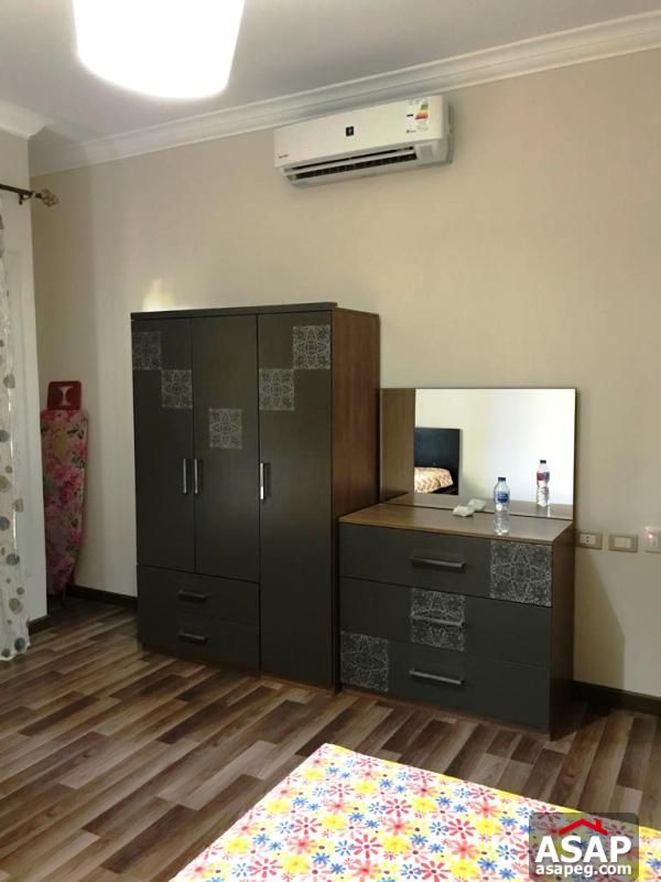 Studio for Rent in the Village Palm Hills Studio for Rent in the Village Palm Hills