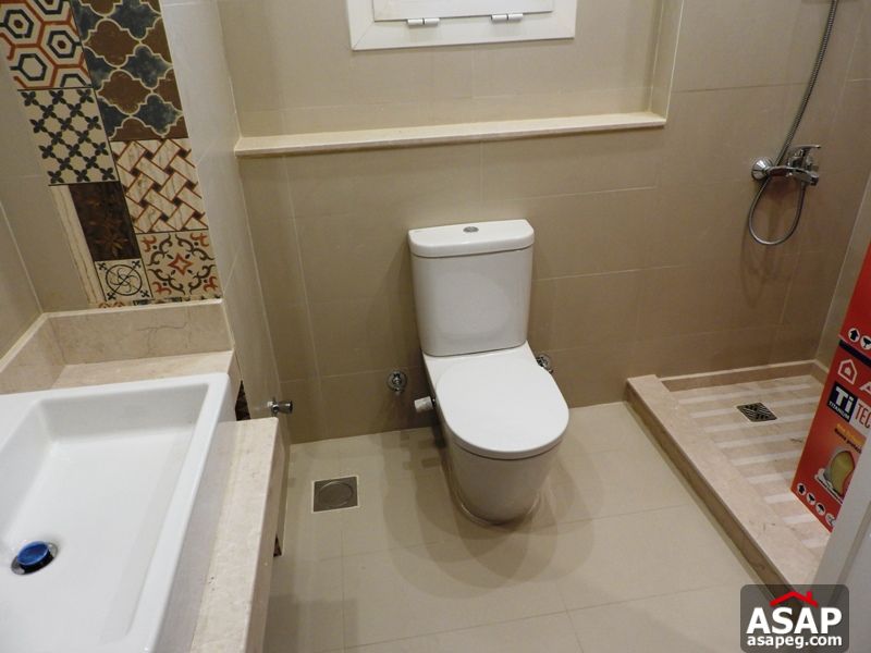 Rent apartment in New Cairo, Katameya Plaza With A Nice View