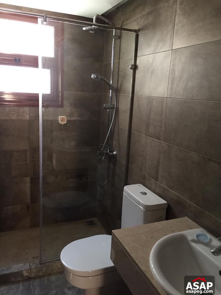 Duplex for Rent in Beverly Hills - Sheikh Zayed