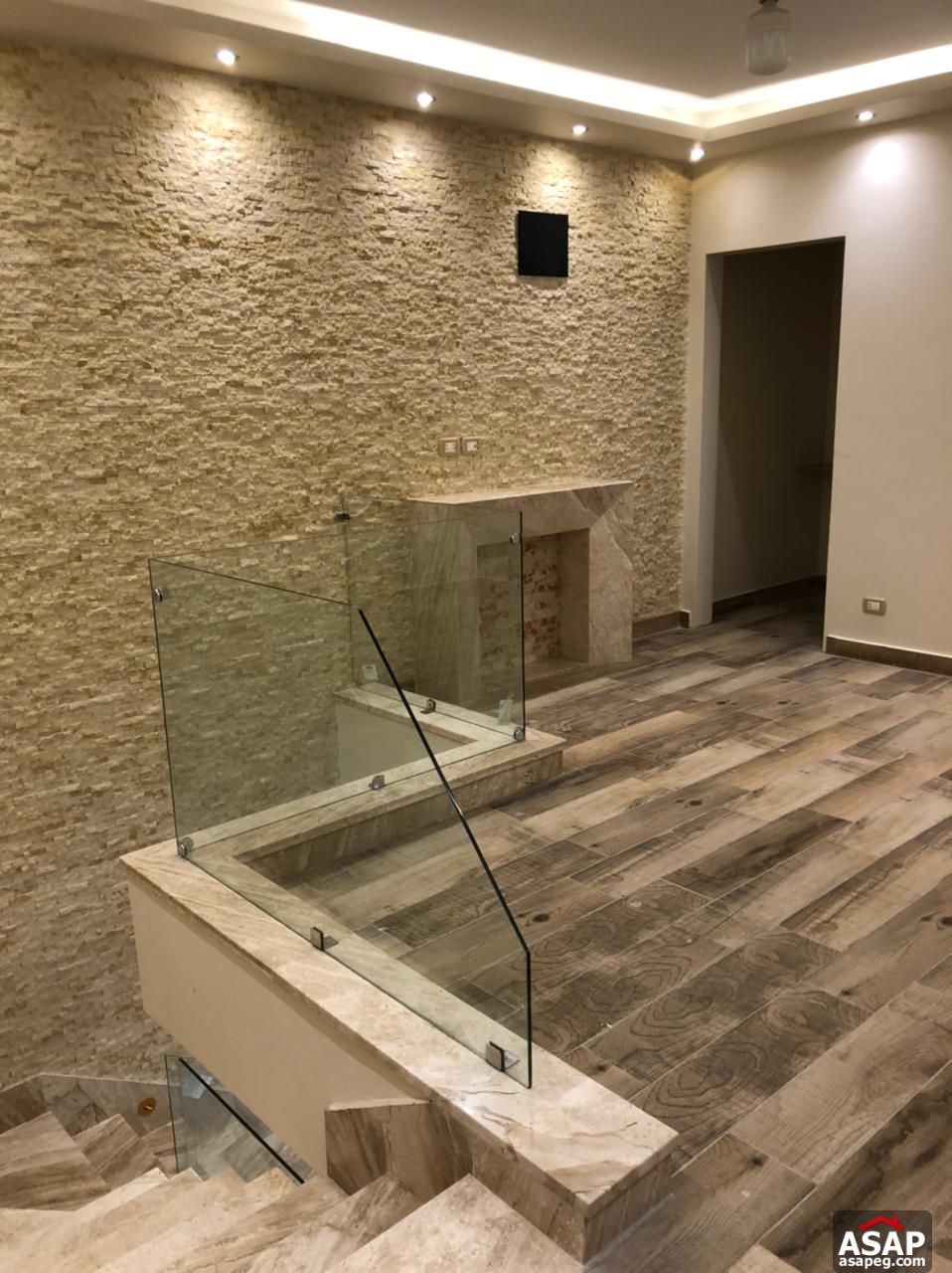 Duplex for Rent in Eastown