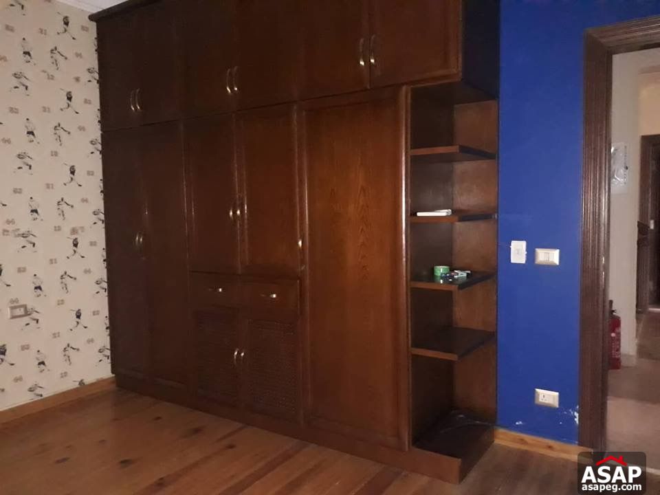 Stand Alone Villa for Rent in West Golf Stand Alone Villa for Rent in West Golf