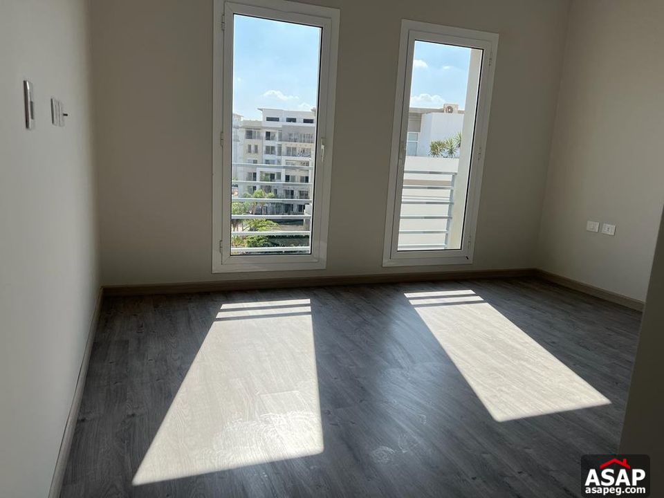 Semi Furnished Apartment for Rent in Hyde Park Semi Furnished Apartment for Rent in Hyde Park