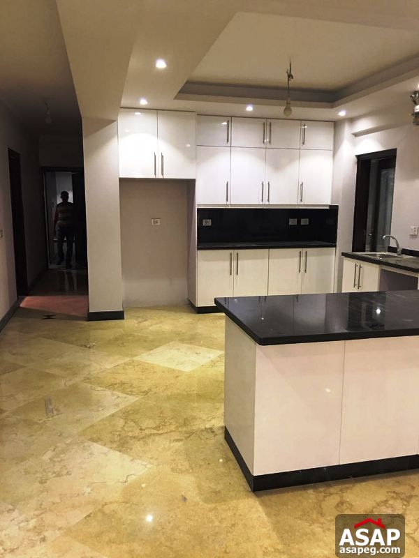 Roof for Rent in West Arabella