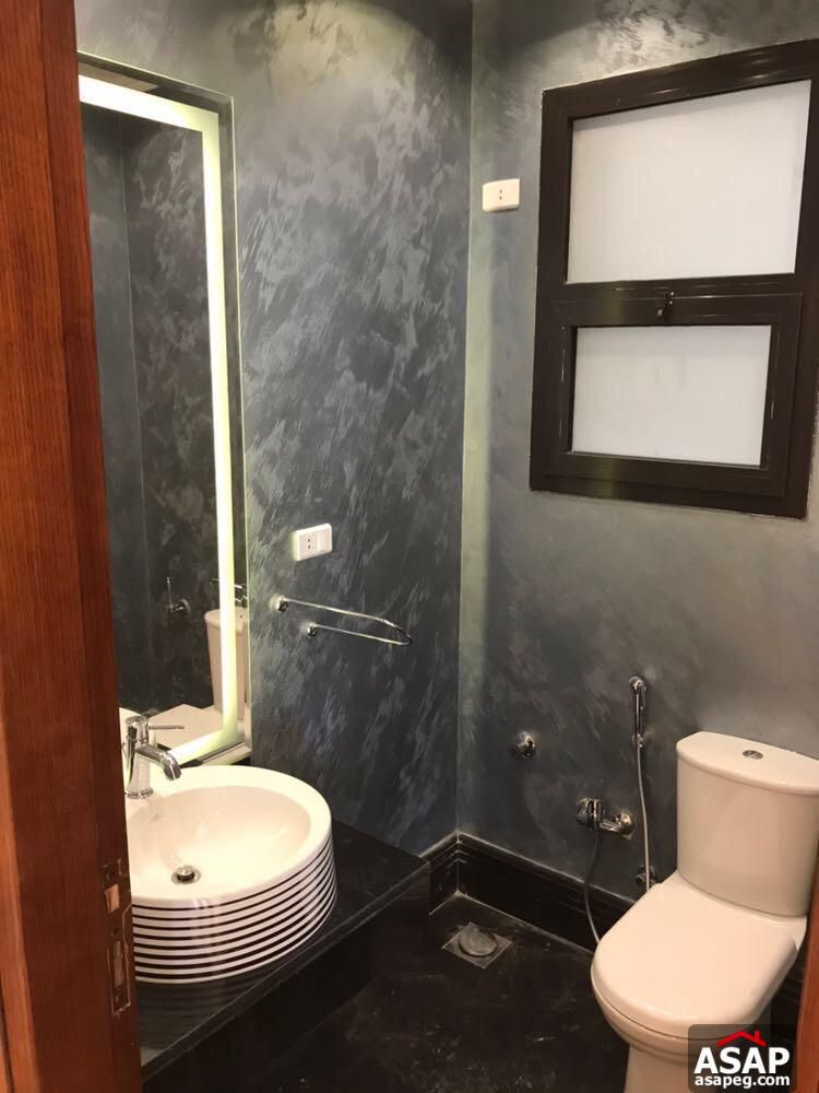 Apartment in Eastown Sodic