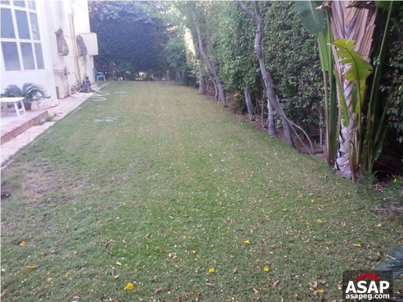 Villa with Big Garden for Sale in Rehab