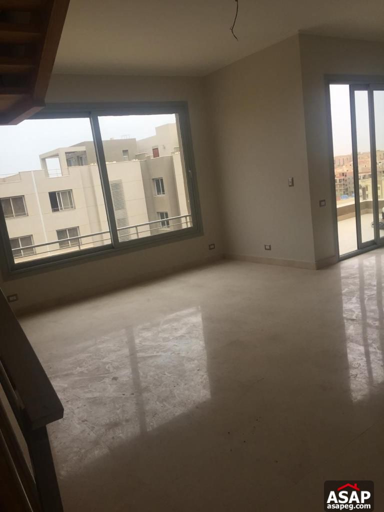 Penthouse for Rent in Village Gate