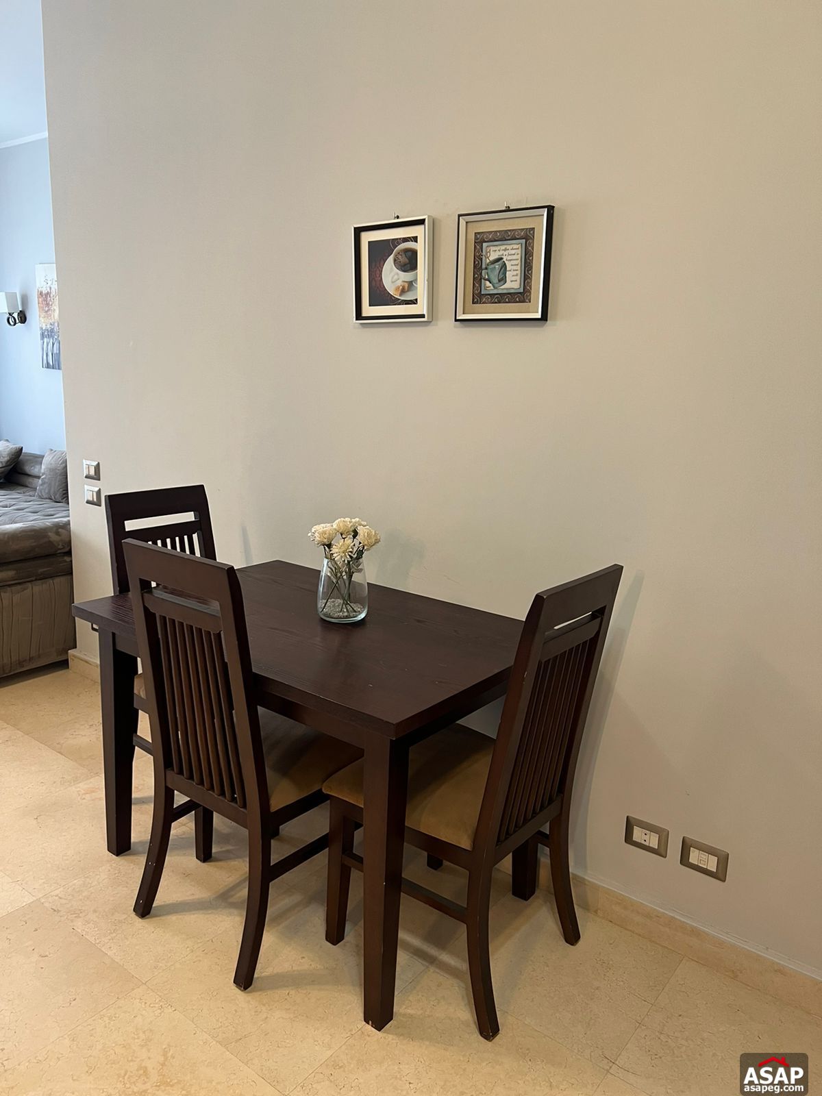 Furnished Studio for Rent in Village Gate Furnished Studio for Rent in Village Gate