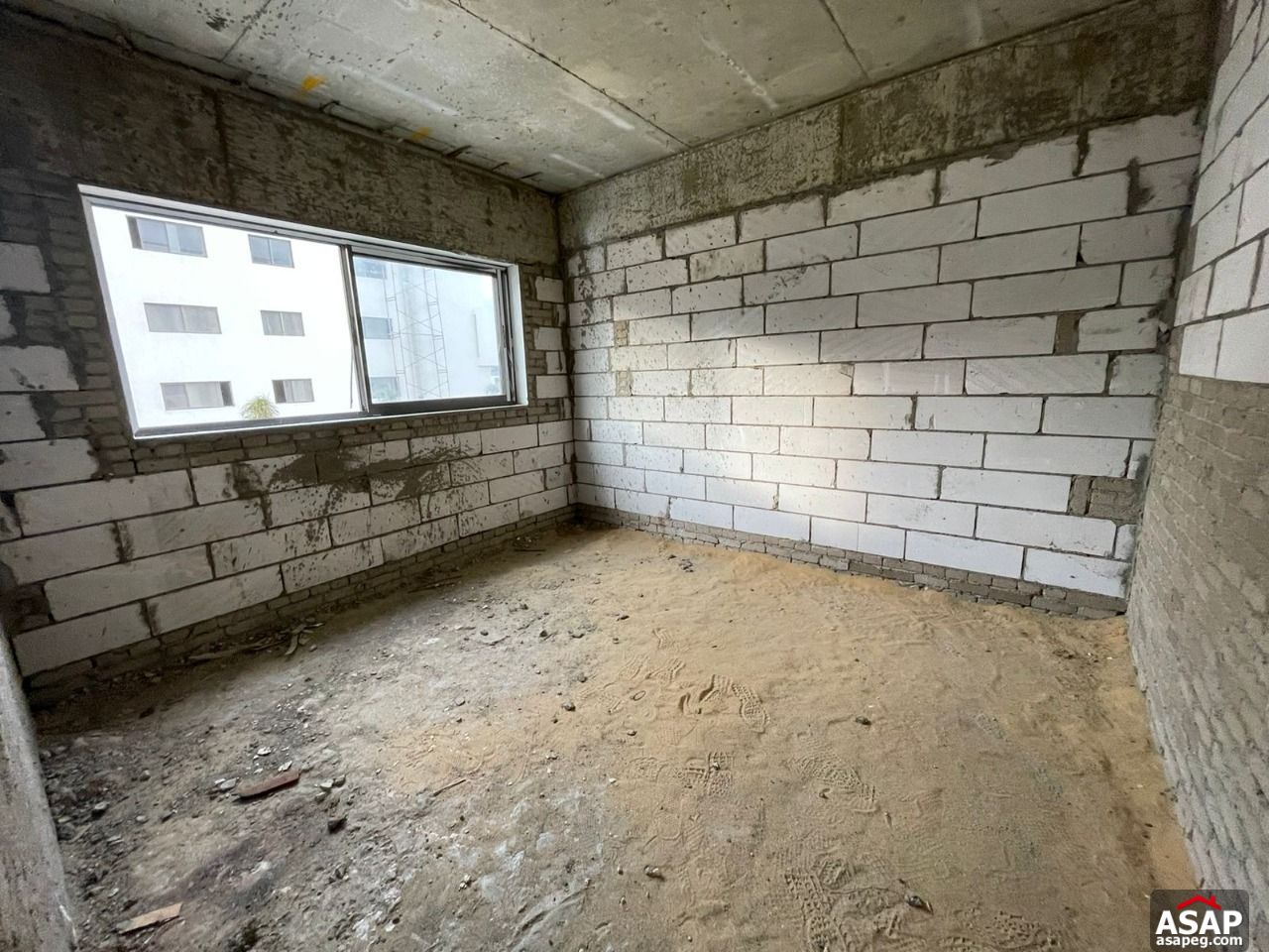 Apartment for Sale in Lake View Residence