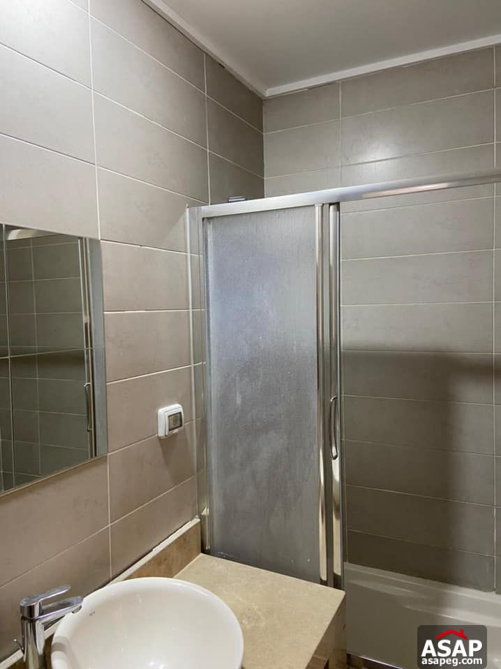 Apartment for Rent in Village Gate Compound Apartment for Rent in Village Gate Compound