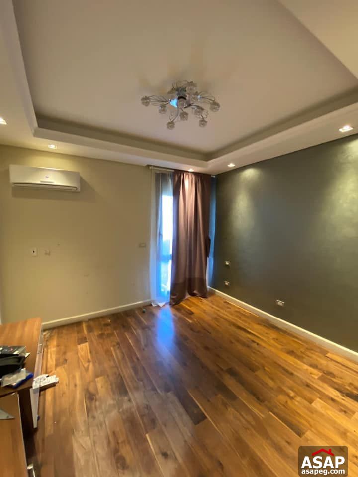 Duplex for Rent in Westown