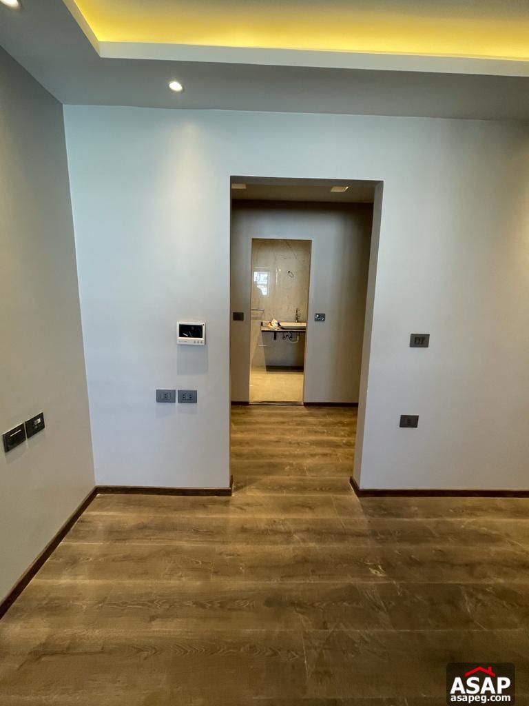 Finished Apartment for Sale in Hyde Park Finished Apartment for Sale in Hyde Park