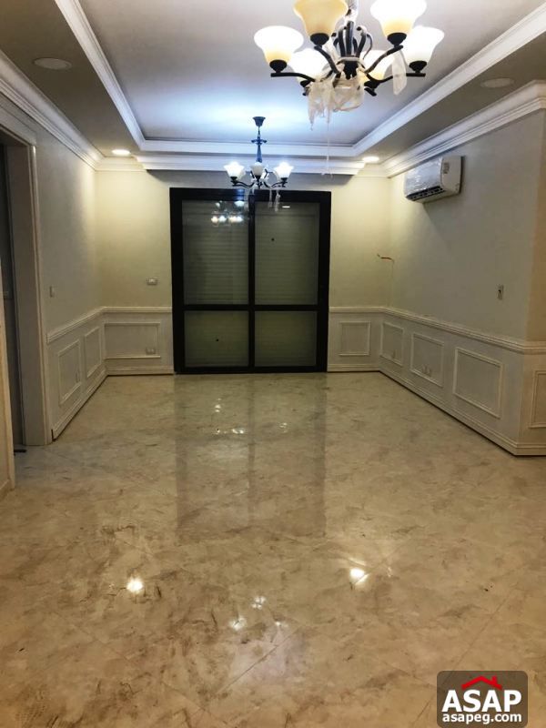 Apartment with Garden for Rent in Eastown Apartment with Garden for Rent in Eastown