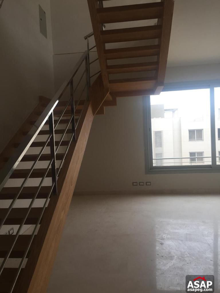 Penthouse for Rent in Village Gate