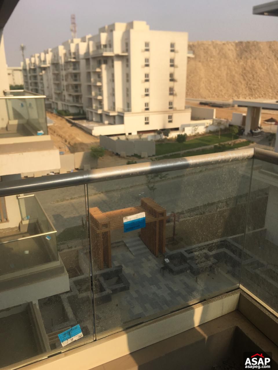 Flat for Sale in Mountain View I City