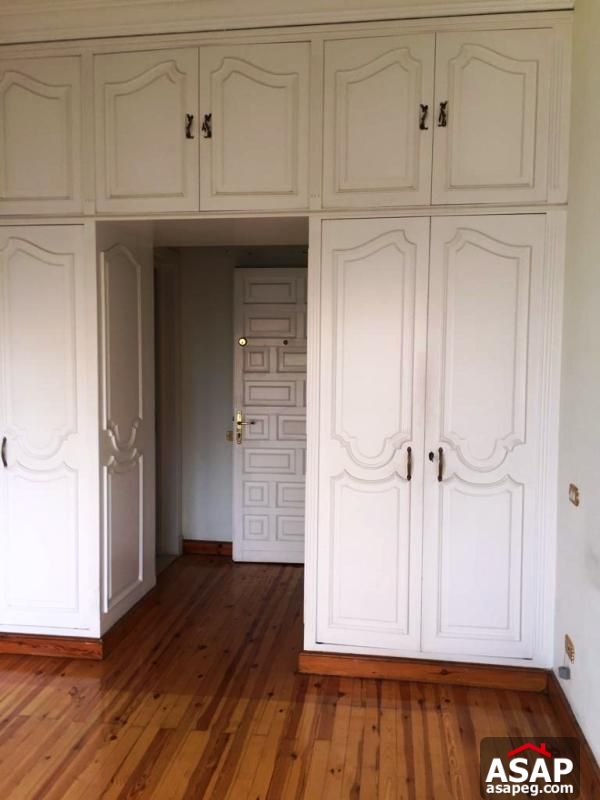 Flat with Nile View in Zamalek