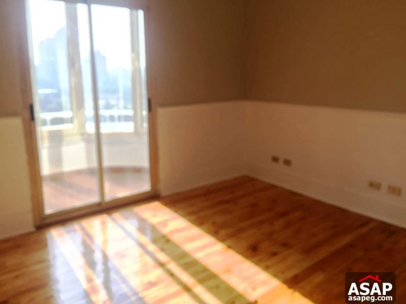 Flat with Balcony in Zamalek for Rent