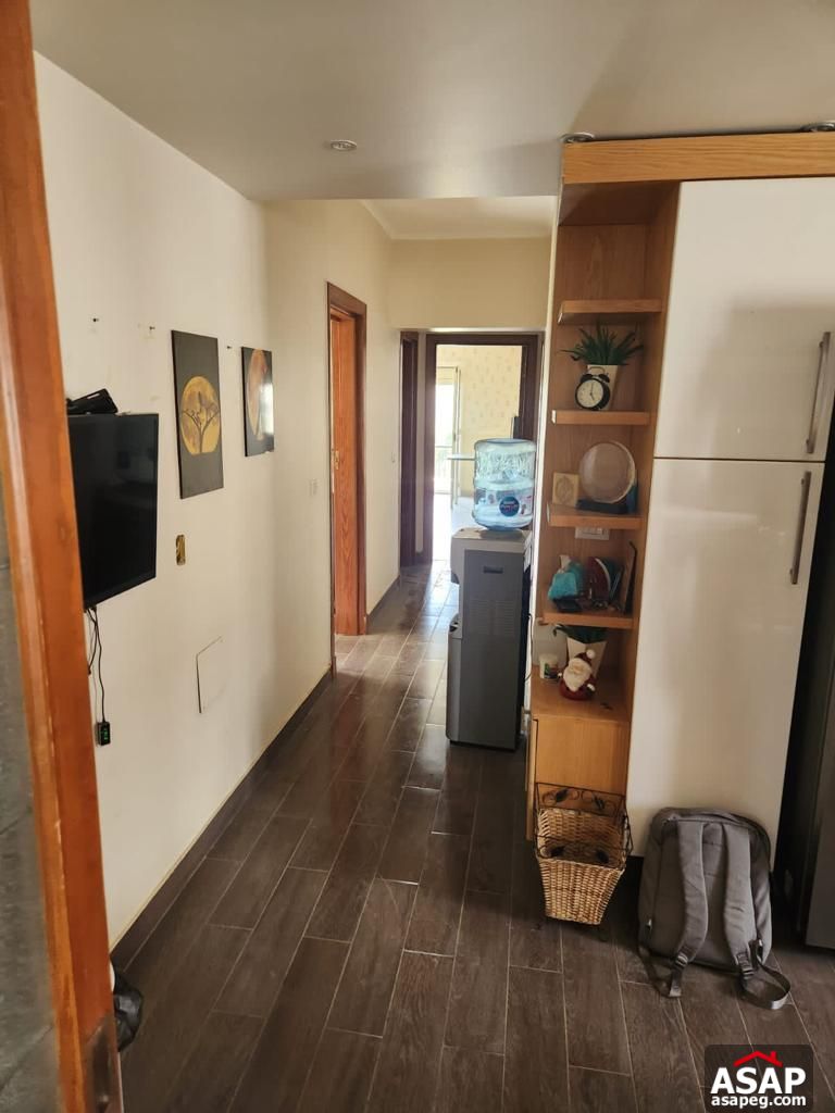 Finished Penthouse for Sale in Mountain View Executive Finished Penthouse for Sale in Mountain View Executive