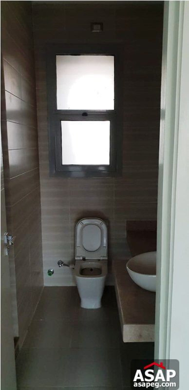 Penthouse in Village Gate Palm Hills for Rent