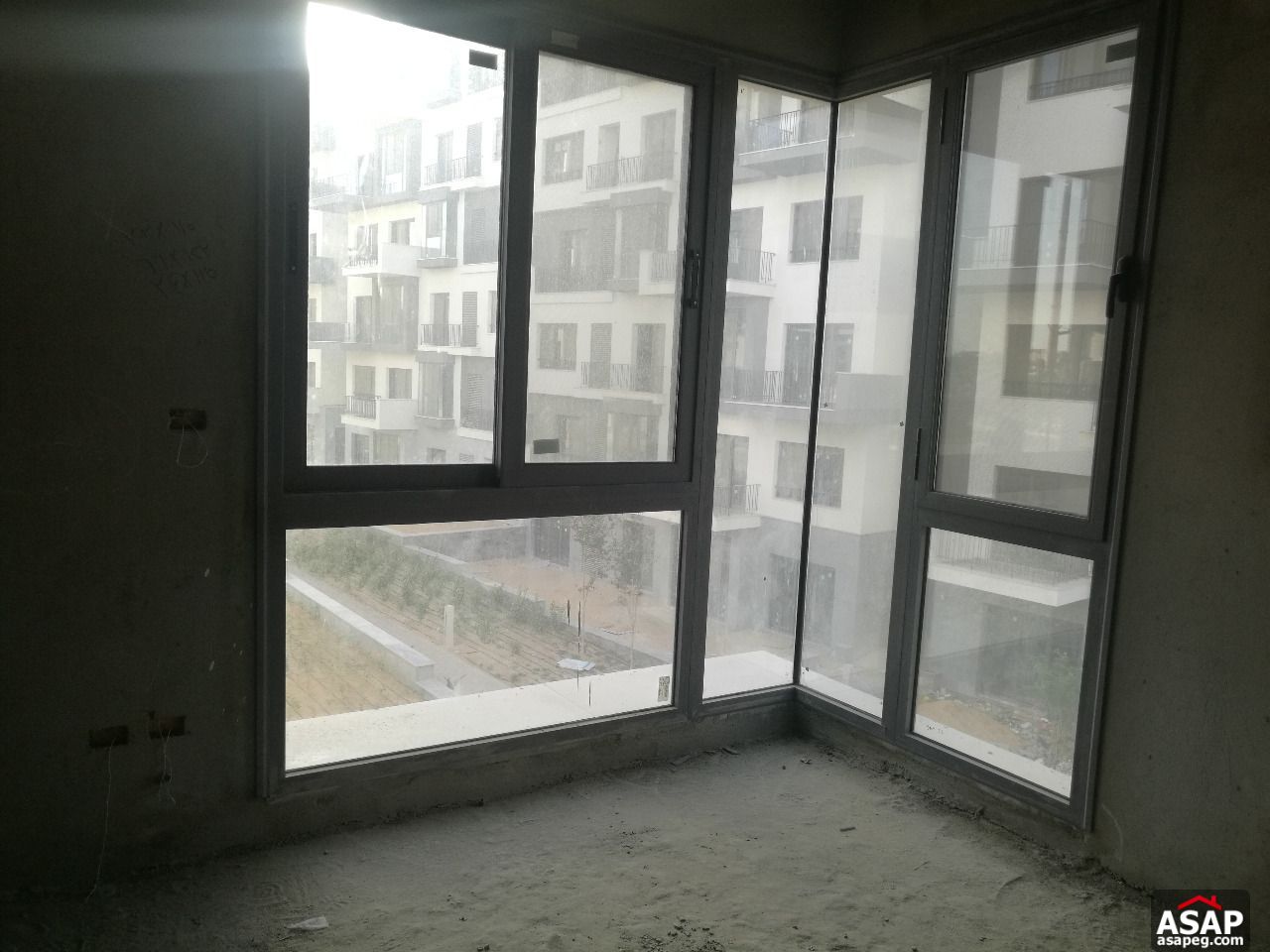 Semi Finished Apartment for Sale in Eastown Semi Finished Apartment for Sale in Eastown