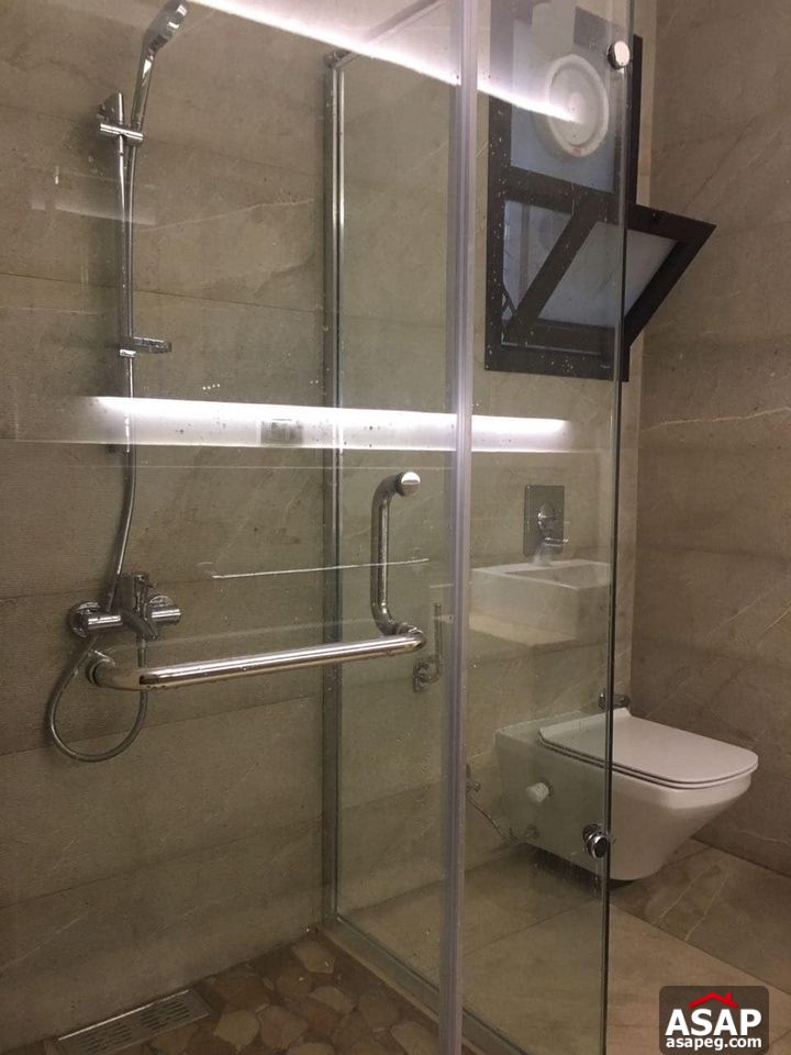 Duplex with Garden for Rent in Eastown Duplex with Garden for Rent in Eastown