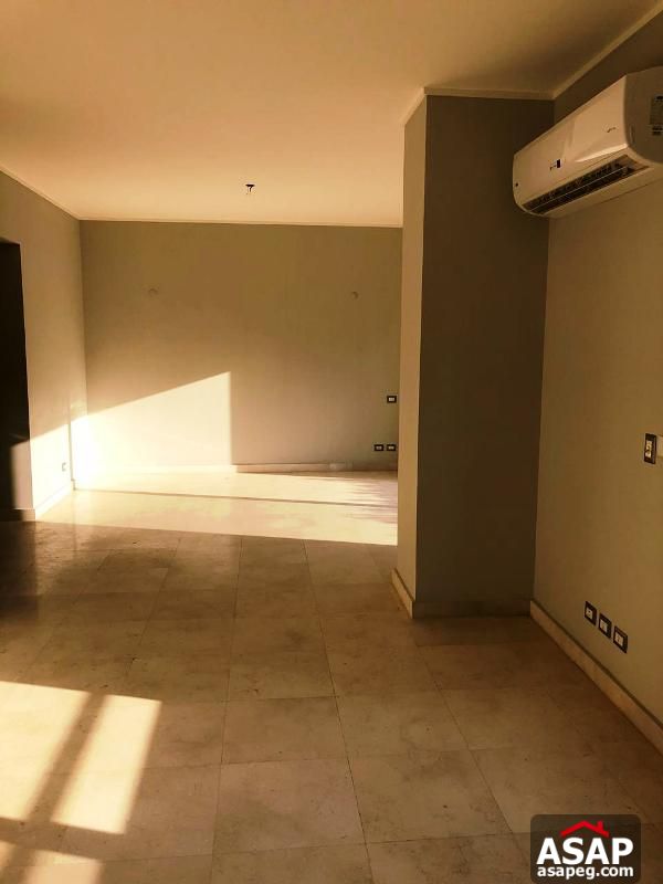 Duplex with Garden in Village Gate Compound