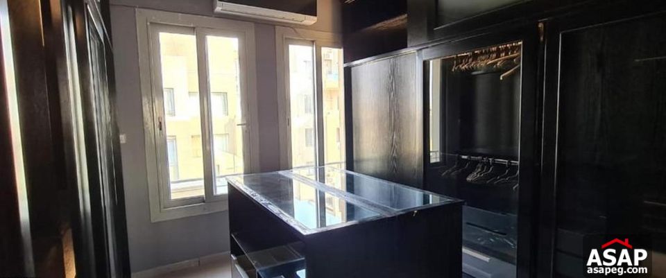 Penthouse for Sale in Village Gate Palm Hills Penthouse for Sale in Village Gate Palm Hills