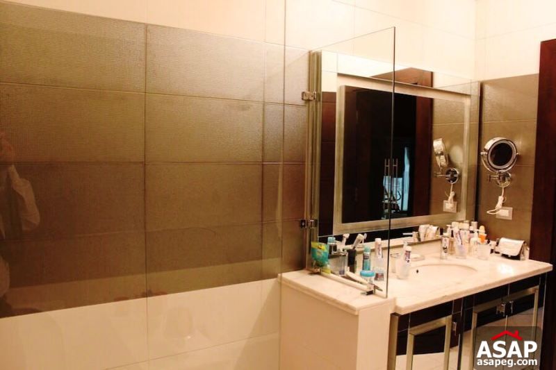 Apartment for Rent in West Golf Apartment for Rent in West Golf