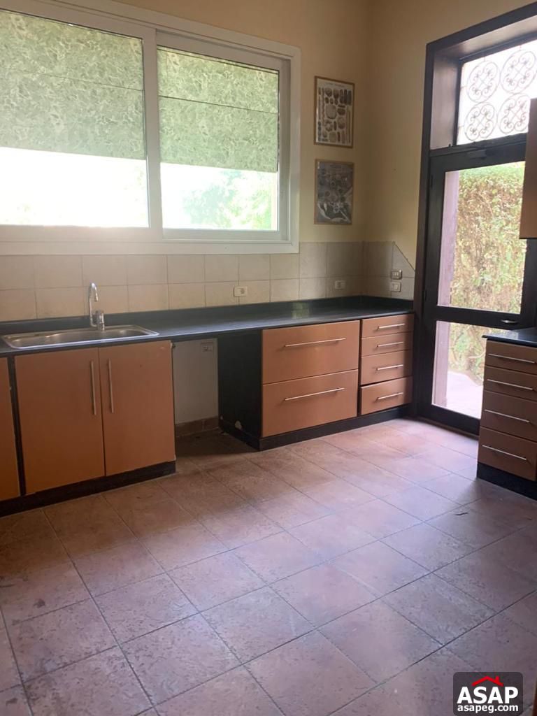 Stand Alone with Swimming Pool for Sale in Lake View Stand Alone with Swimming Pool for Sale in Lake View