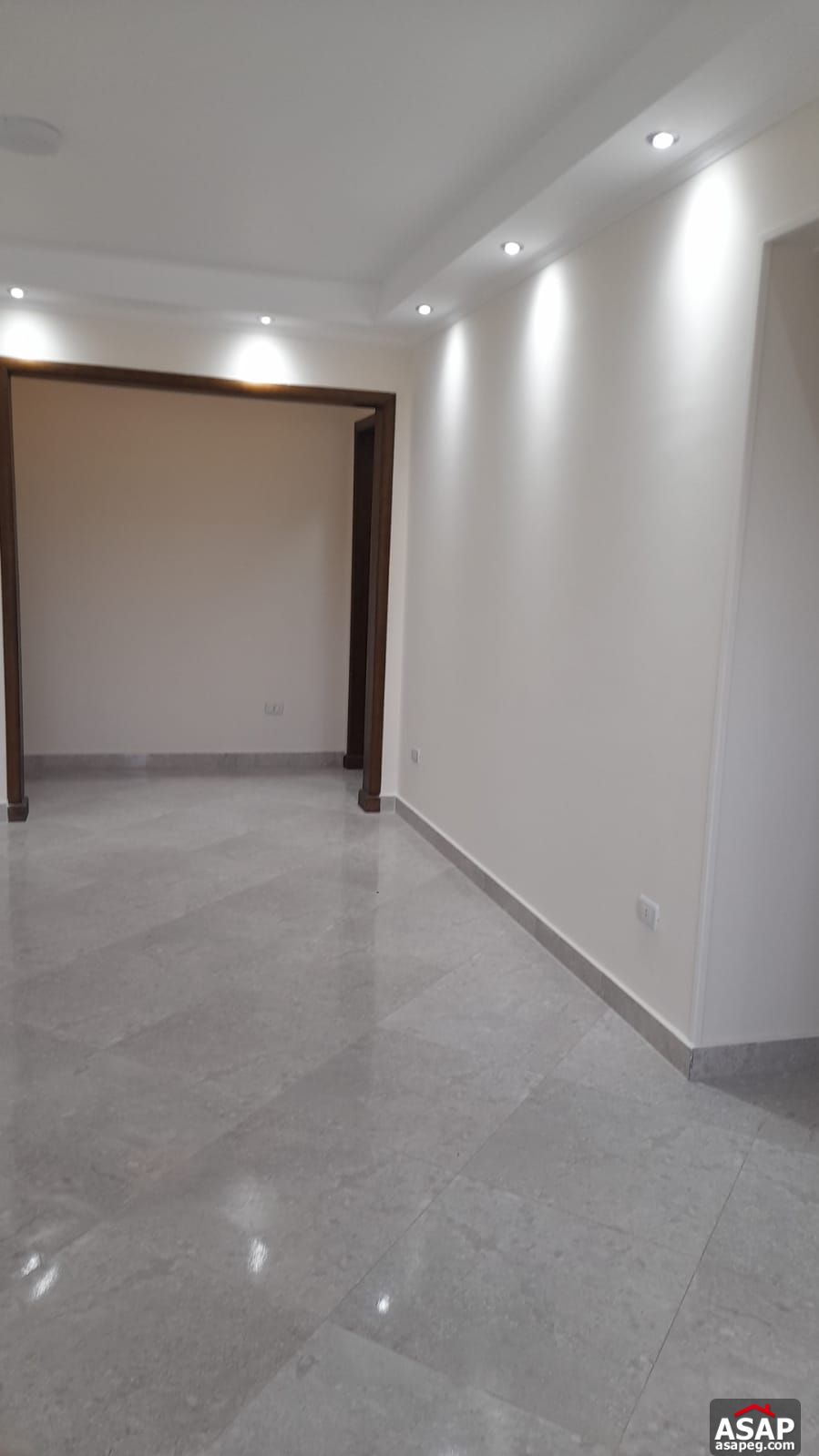 Semi Furnished Apartment for Rent in Eastown Semi Furnished Apartment for Rent in Eastown