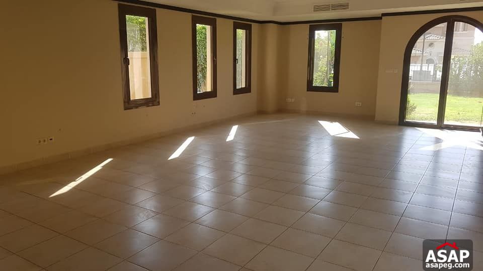 For Rent Villa in Mivida Emaar