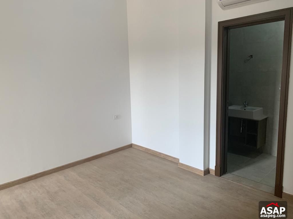 Fully Finished Apartment for Sale in Fifth Square Fully Finished Apartment for Sale in Fifth Square