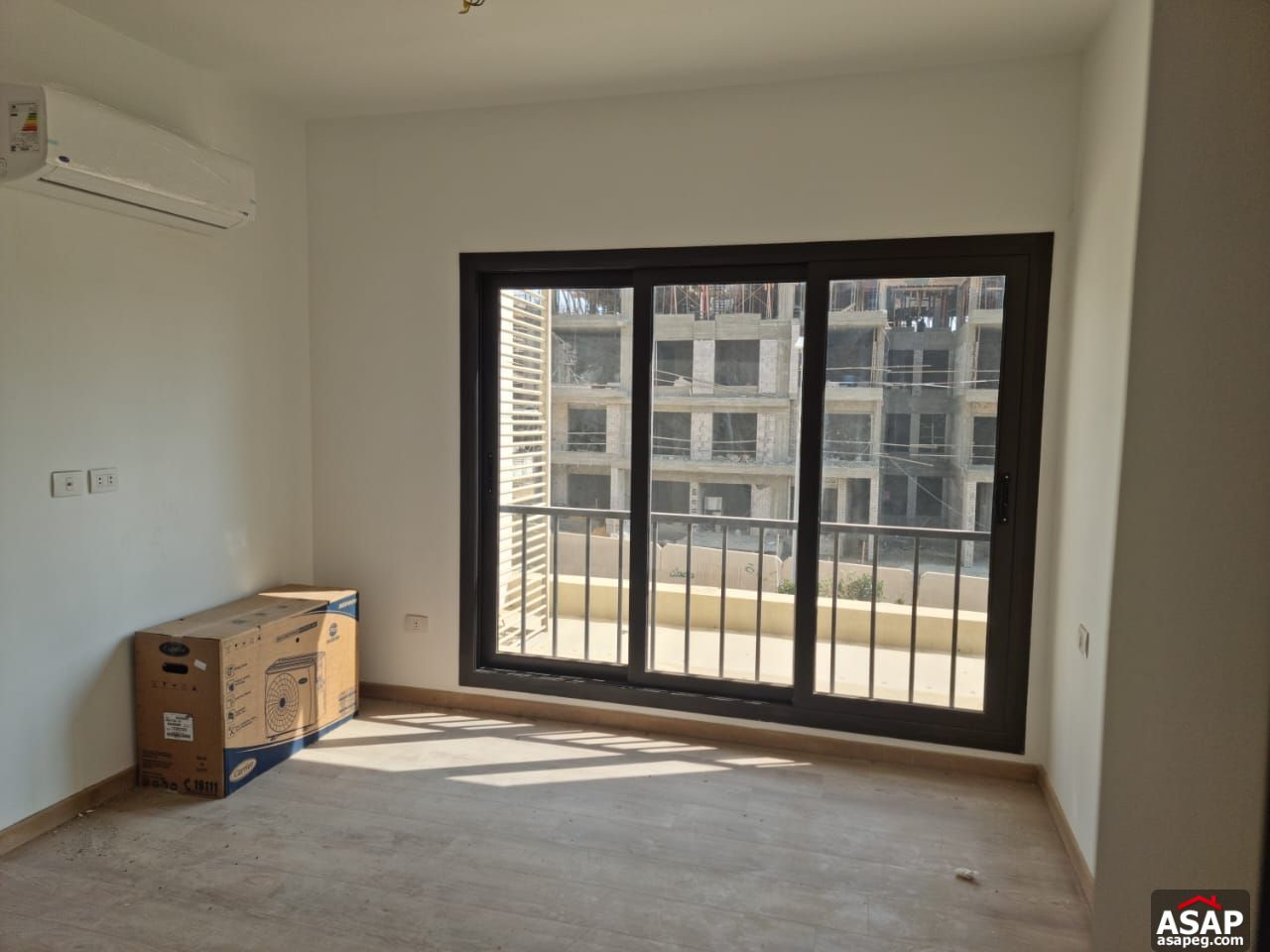 Apartment for Rent in Fifth Square Apartment for Rent in Fifth Square