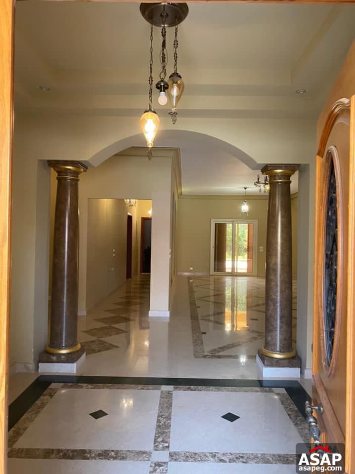 Villa with Swimming Pool for Rent in Tara Compound