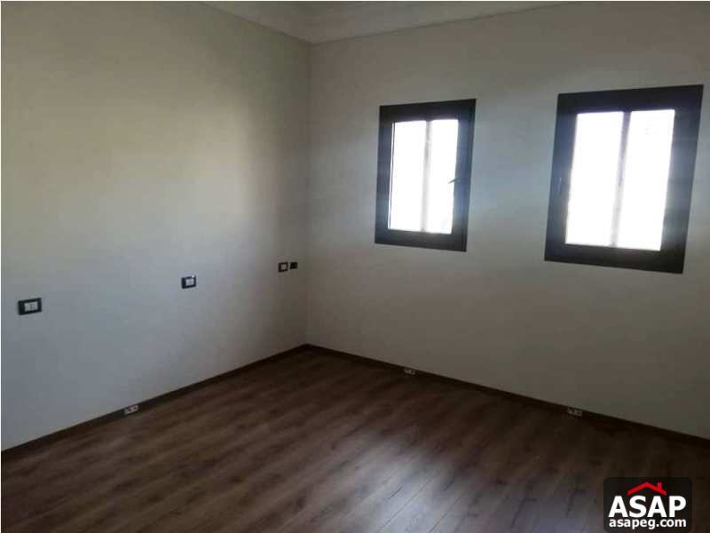 Stand Alone Villa with Lake View in Cairo Festival City