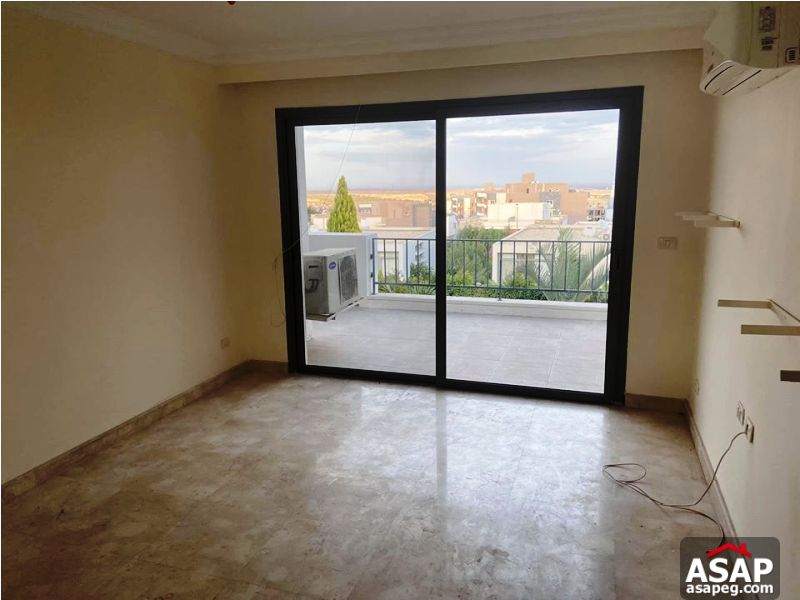 Stand Alone with Garden in Allegria Sodic for Rent