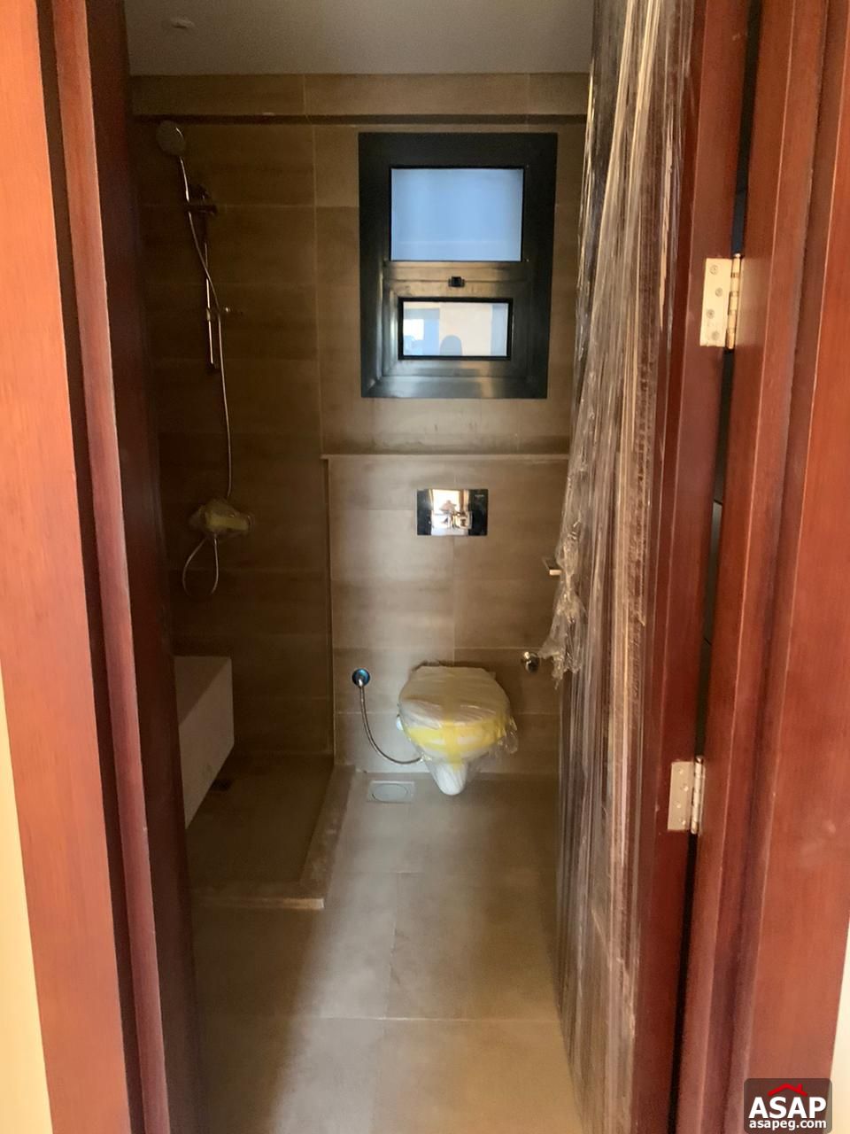 Duplex with Garden for Sale in Trio Gardens Duplex with Garden for Sale in Trio Gardens