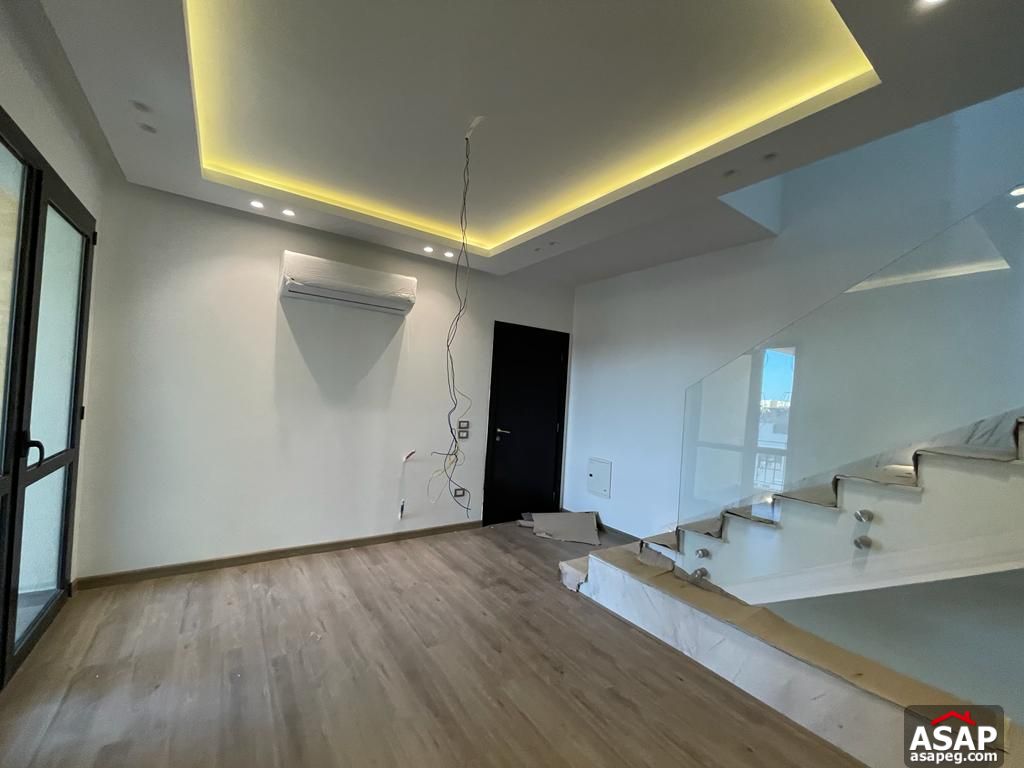 Triplex for Rent in Eastown Compound