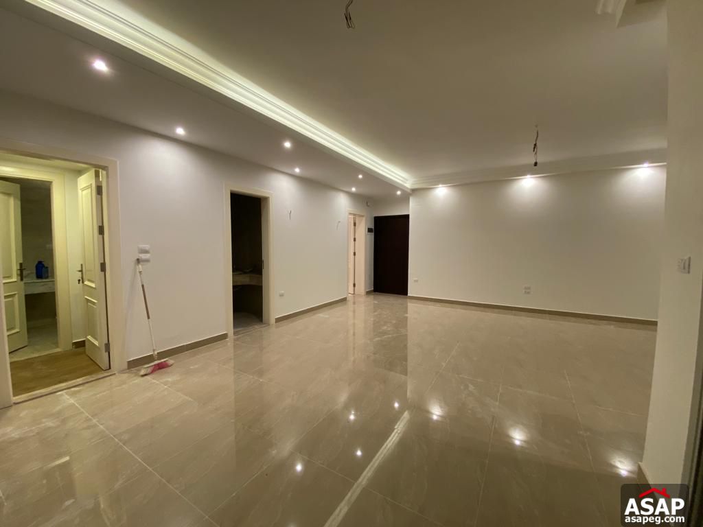 Apartment for Rent in Village Gate