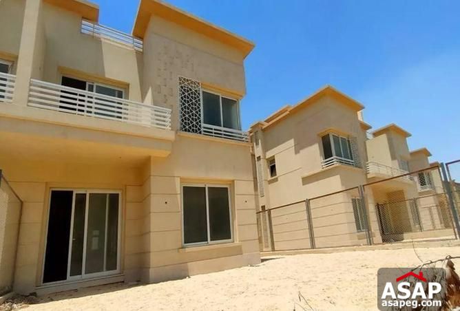 Finished Town House for Sale in Jedar Compound Finished Town House for Sale in Jedar Compound