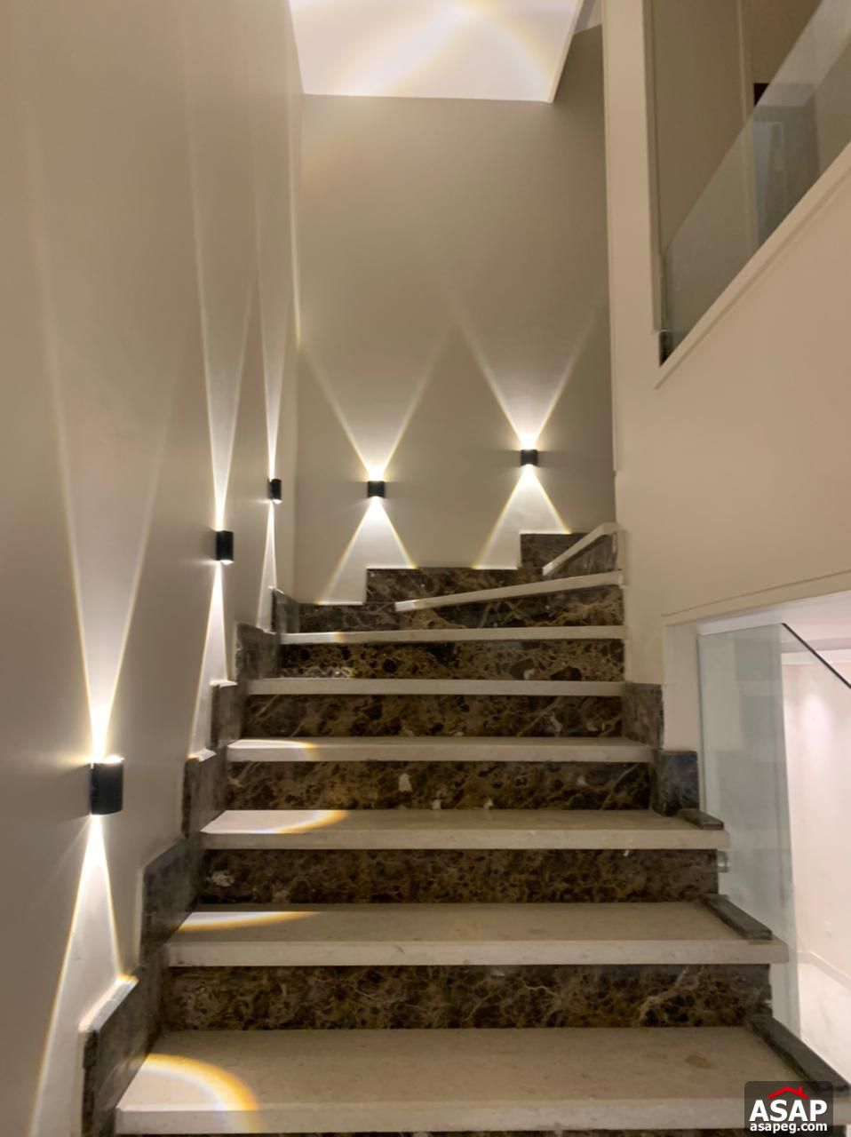 I Villa for Sale in Mountain View Hyde Park