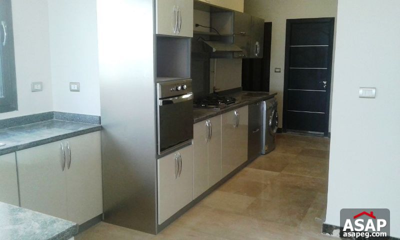 Town House with Private Garden in Allegria Town House with Private Garden in Allegria