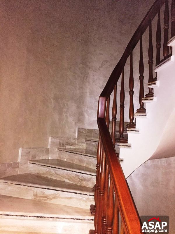 Town House with Garden for Rent in Bellagio Town House with Garden for Rent in Bellagio